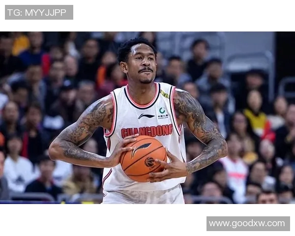 马尚布鲁克斯的篮球之路：从新秀到明星的奋斗与荣耀